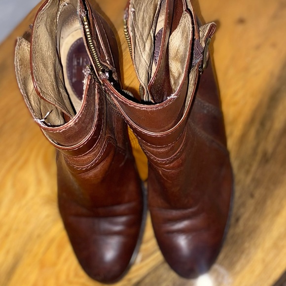 Frye Patty riding bootie - Picture 7 of 7